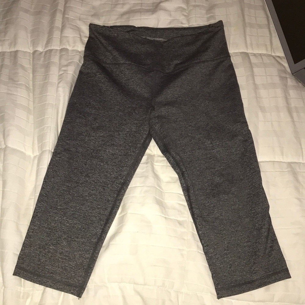 Leggings/ Yoga Pants.